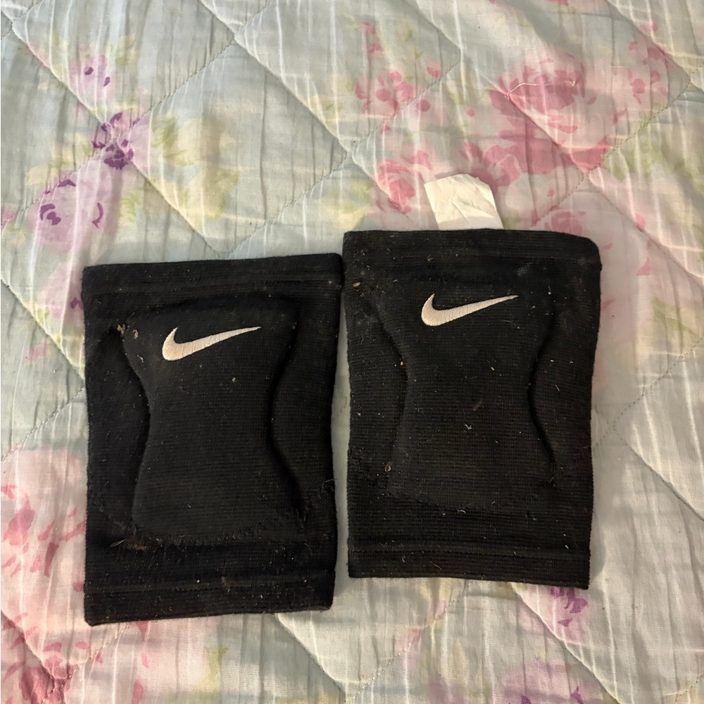 Nike Knee Pads Sportwear